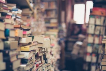 Алтайский край: В Алтайской краевой библиотеке представили выставку книг лауреатов литературных премий Алтайский край: В Алтайской краевой библиотеке представили выставку книг лауреатов литературных премий