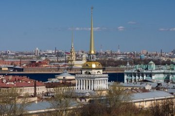 Санкт-Петербург: Песни объединяют поколения: акция «Города России Ленинграду»