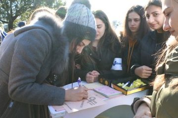 Краснодарский край: Сочинцы собрали средства в помощь онкобольным детям Краснодарский край: Сочинцы собрали средства в помощь онкобольным детям