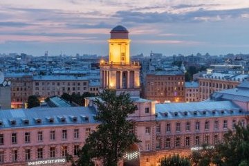 Санкт-Петербург: Свет учения тоже должен быть полезным