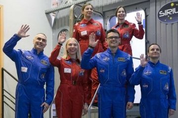 Мир: Экипаж SIRIUS начал изоляционный эксперимент по имитации полета на Луну Мир: Экипаж SIRIUS начал изоляционный эксперимент по имитации полета на Луну