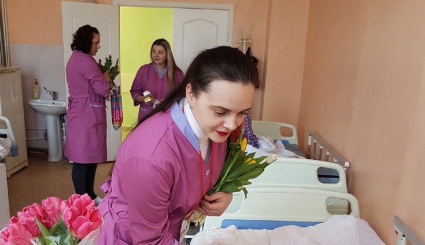 Липецкая область: Волонтеры и специалисты в Липецке оказывают паллиативную помощь неизлечимо больным Липецкая область: Волонтеры и специалисты в Липецке оказывают паллиативную помощь неизлечимо больным