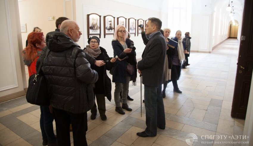 Санкт-Петербург: В СПбГЭТУ «ЛЭТИ» состоялся пресс-тур, приуроченный к празднованию 160-летия со дня рождения Александра Степановича Попова Санкт-Петербург: В СПбГЭТУ «ЛЭТИ» состоялся пресс-тур, приуроченный к празднованию 160-летия со дня рождения Александра Степановича Попова