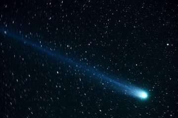 Мир: Первая межзвёздная комета снова удивила астрономов