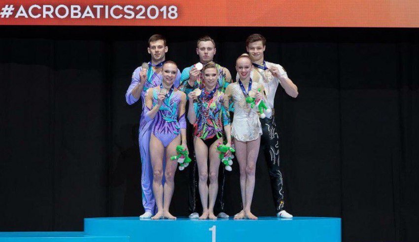Подмосковные спортсмены увезли половину медалей чемпионата мира по спортивной акробатике Подмосковные спортсмены увезли половину медалей чемпионата мира по спортивной акробатике