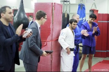 Москва: В МГИМО состоялась встреча с мастером спорта международного класса Бесланом Мудрановым Москва: В МГИМО состоялась встреча с мастером спорта международного класса Бесланом Мудрановым