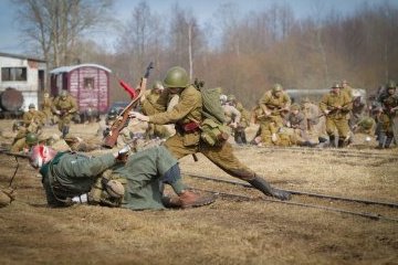 Новгородская область: Историческая реконструкция эпизодов майских боев 1942 года проходит в Новгородской области Новгородская область: Историческая реконструкция эпизодов майских боев 1942 года проходит в Новгородской области