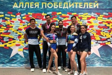 Ростовская область: Сборная ДГТУ по чирлидингу «Гранд» вернулась с золотыми медалями с Всероссийских соревнований в Москве Ростовская область: Сборная ДГТУ по чирлидингу «Гранд» вернулась с золотыми медалями с Всероссийских соревнований в Москве