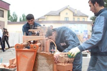 Республика Дагестан: Впервые стартовали пилотные демонстрационные экзамены по стандартам WorldSkills Республика Дагестан: Впервые стартовали пилотные демонстрационные экзамены по стандартам WorldSkills