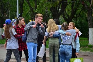 Брянская область: Молодежь региона организовала добрый флешмоб Брянская область: Молодежь региона организовала добрый флешмоб