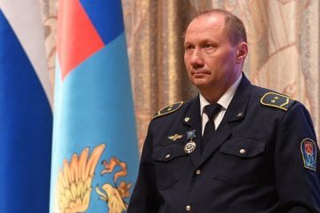 В Петербурге предложили назвать городской аэропорт в честь героя-машиниста Александра Каверина В Петербурге предложили назвать городской аэропорт в честь героя-машиниста Александра Каверина