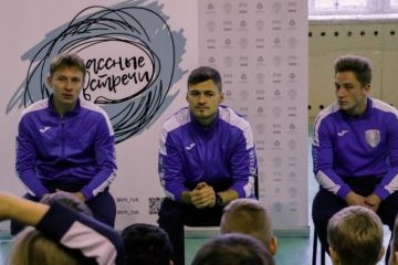 Калужская область: Юрий Дубровин – капитан ФК «КАЛУГА»: «Нужно быть сильным, трудолюбивым и ставить перед собой высокие цели!» Калужская область: Юрий Дубровин – капитан ФК «КАЛУГА»: «Нужно быть сильным, трудолюбивым и ставить перед собой высокие цели!»