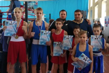 Республика Крым: Воспитанники ГБУ РК «Спортивная школа № 6» из Феодосии с республиканского турнира привезли награды Республика Крым: Воспитанники ГБУ РК «Спортивная школа № 6» из Феодосии с республиканского турнира привезли награды