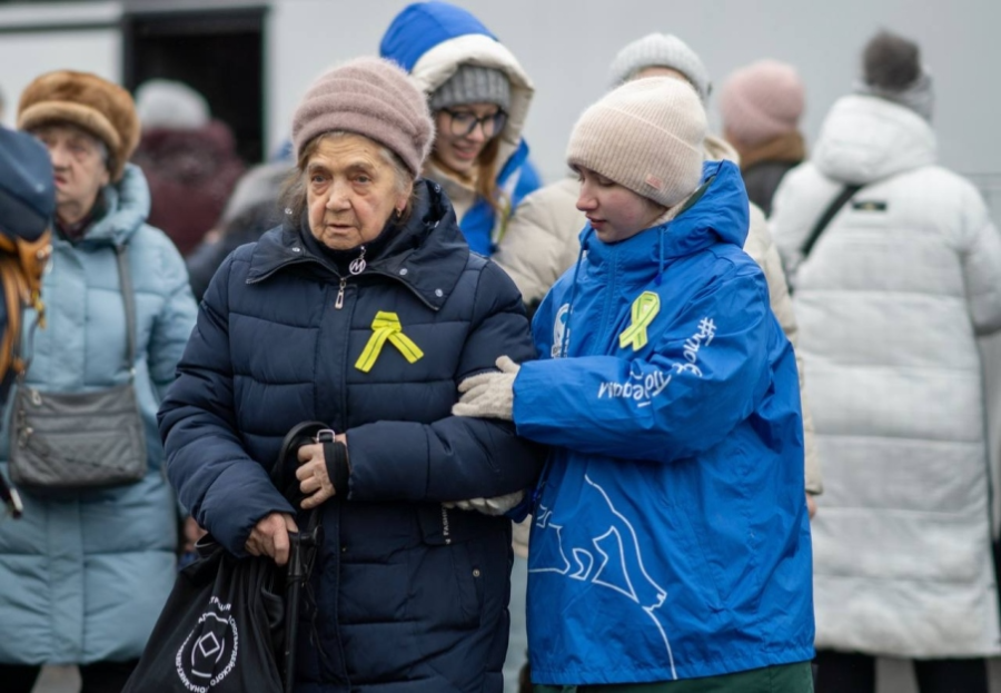 Живая память: волонтёрский десант поддержал ветеранов Ленинграда  